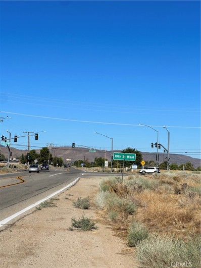 MLS: SR24172361