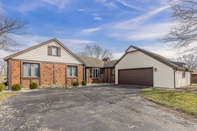 2 Country Lane, Mattoon, IL 61938 - #: 11737837