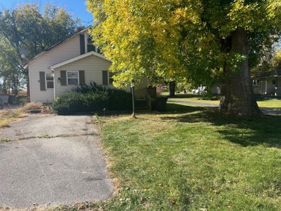 215 E Warren Street, Warrensburg, IL 62573 - MLS#: 12197773