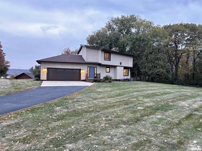 2105 Skylane Road, Muscatine, IA 52761 - #: QC4257898