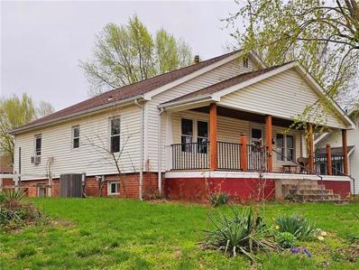 200 S Cleveland Street, Fayette, MO 65248 - #: 2481206