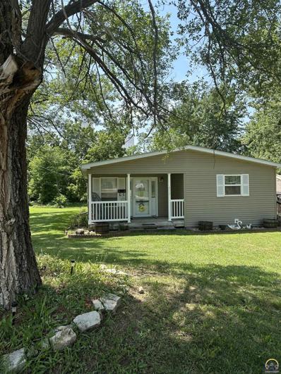 517 Illinois Ave, Holton, KS 66436 - #: 235118