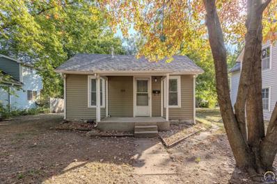 612 Maple St, Wamego, KS 66547 - #: 236578