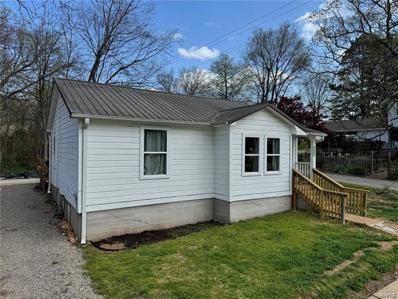 203 East Young Street, Doniphan, MO 63935 - #: 24019700