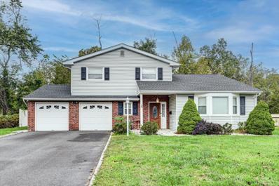 5 Weiss Drive, Middlesex, NJ 08846 - #: 2404682R
