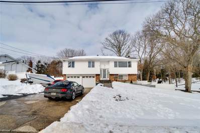 17 Gloucester Drive, Wheatley Heights, NY 11798 - #: 3373952