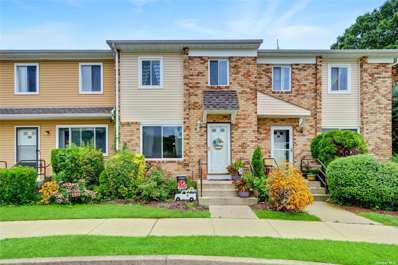 74 Town House Drive Unit 74, Massapequa Park, NY 11762 - #: 3426113