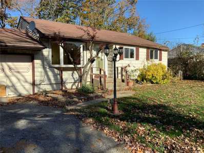 11 W Willow Street, Brentwood, NY 11717 - #: 3442775