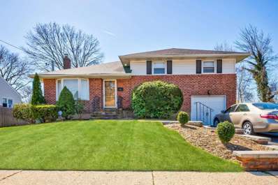 3 Lourae Dr, Massapequa Park, NY 11762 - #: 3466639