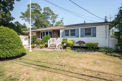 1051 Lakeshore Dr, Massapequa Park, NY 11762 - #: 3491103