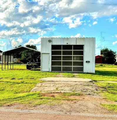 609 7th St, Snyder, OK 73566 - MLS#: 166481