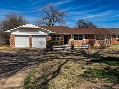 1415 Donald Avenue, Ponca City, OK 74604 - #: 2408578