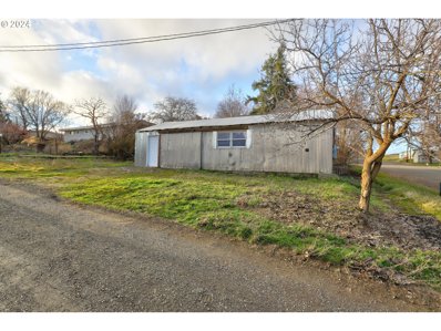 301 2nd St, Moro, OR 97039 - #: 24606317