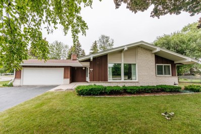 3562 S 53rd St, Greenfield, WI 53220 - #: WIREX_METRO1749307